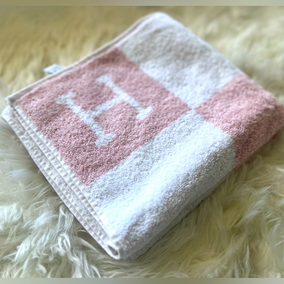 NWOT $220 Hermes Rose Lilas Pink White Towel jacquard terry 100% cotton dust bag - Picture 5 of 16